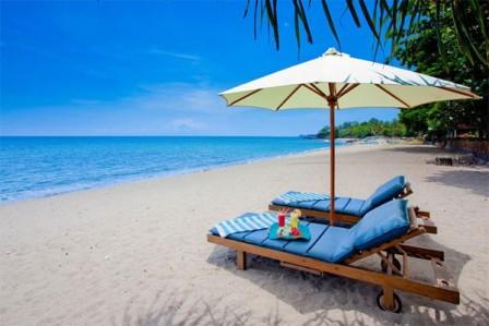 Pantai Senggigi tempat wisata di pulau lombok