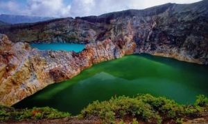 danau kelimutu Tempat Wisata Nusa Tenggara Timur